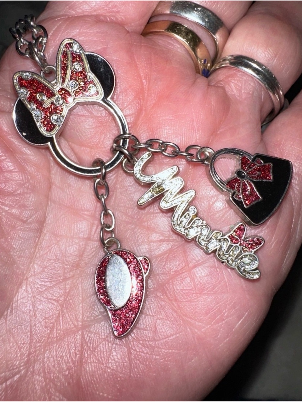 Minnie mouse necklace by Disney silver toned falls 13 inches